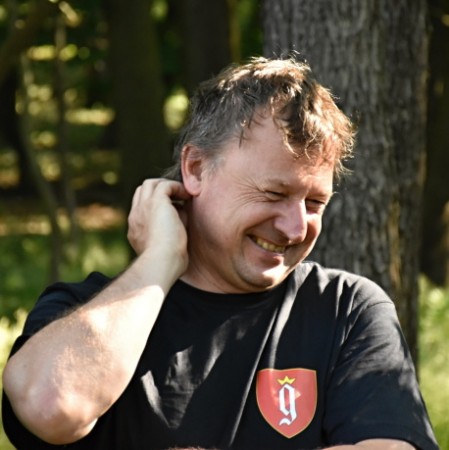 gaspár pomocných funkcí a odpírač funkcí natož nadfunkcí, Jiří V. Leštič klik (dveří)